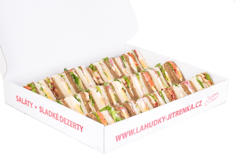 Mini sendviče v krabičce (36 ks-různé druhy).